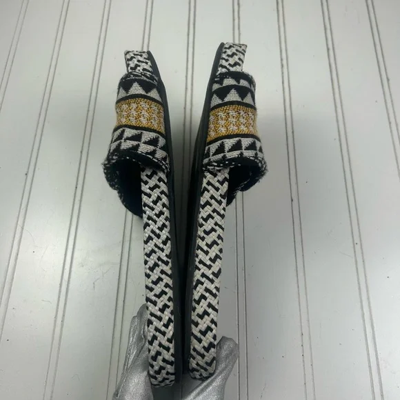 Dolce Vita Tribal Print Slide Sandals Women’s Size 7.5 - Picture 6 of 8
